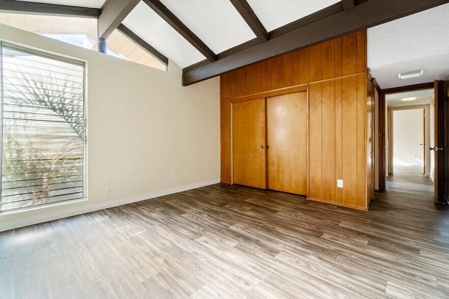 More Photos Of 5055 73rd St, San Diego Apartments For Sale