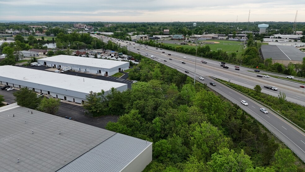 More Photos Of 11420 Deerfield Rd, Blue Ash Warehouse For Lease