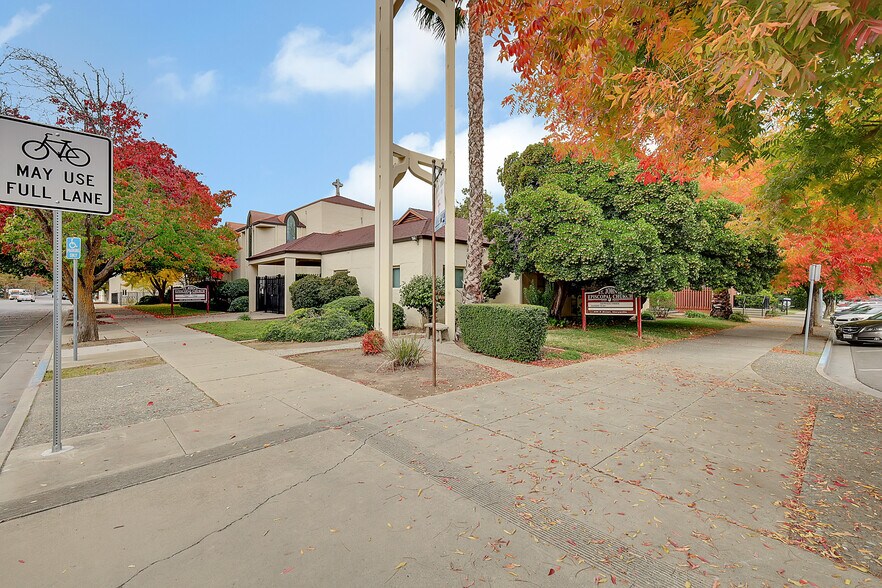 Primary Photo Of 800 D St, Marysville Religious Facility For Sale