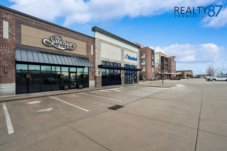 More Photos Of 2931 7th Ave, Marion General Retail For Lease