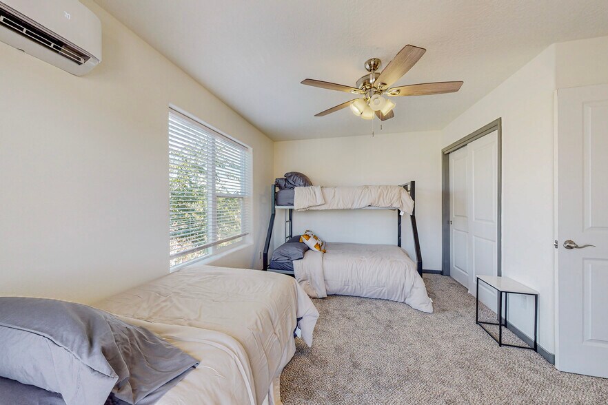 More Photos Of 615 Iron Ave SW, Albuquerque Apartments For Sale