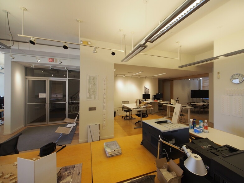 More Photos Of 100 Crown St, New Haven Office For Lease