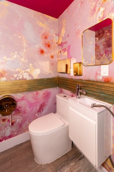 More Photos Of 1034-1040 NW 3 Ave, Miami Storefront Retail Residential For Lease