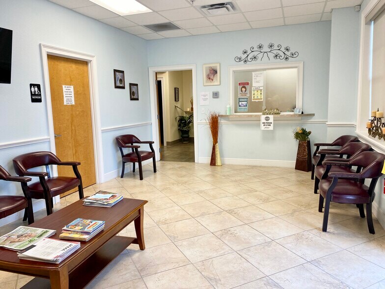 More Photos Of 741 CR 466, Lady Lake Medical For Lease