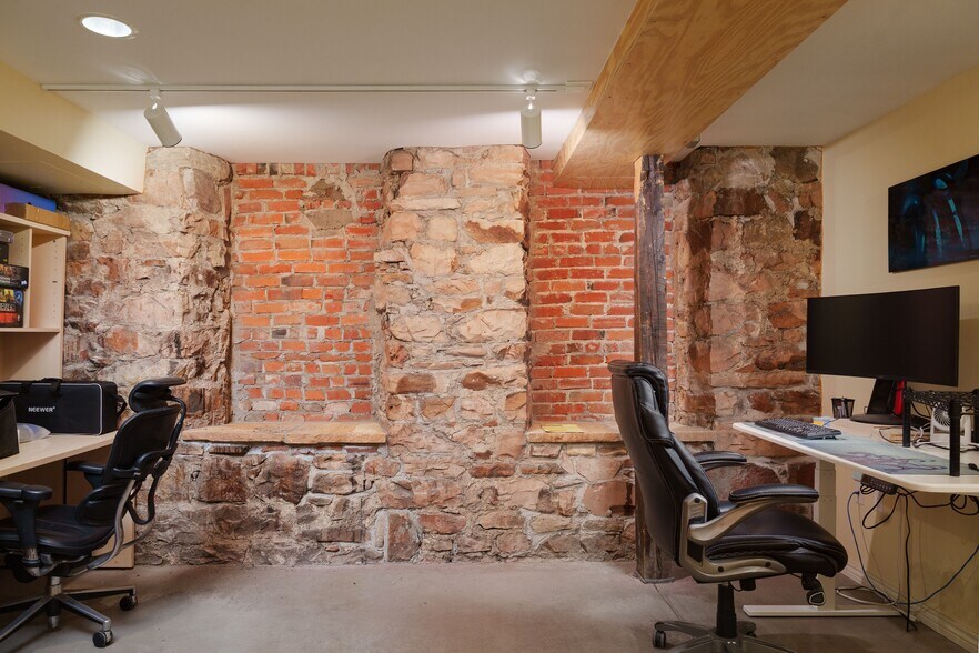 More Photos Of 1212 Pearl St, Boulder Storefront Retail Office For Sale