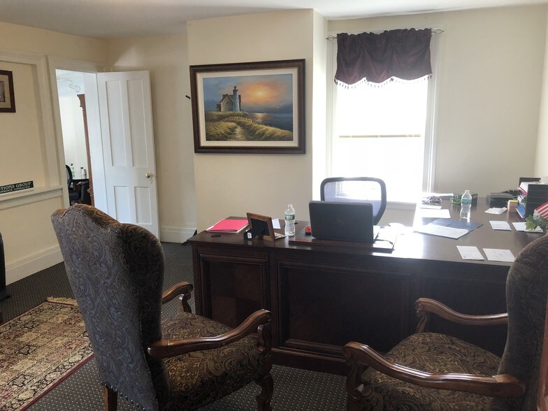 More Photos Of 12 Lower Center St, Clinton Office For Lease