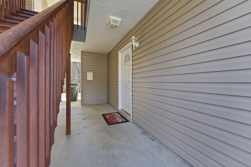 More Photos Of 520 Baird Cove Rd, Franklin Apartments For Sale