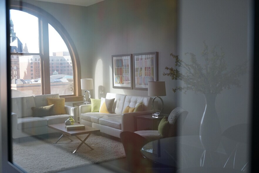 More Photos Of 135 W Wells St, Milwaukee Coworking Space