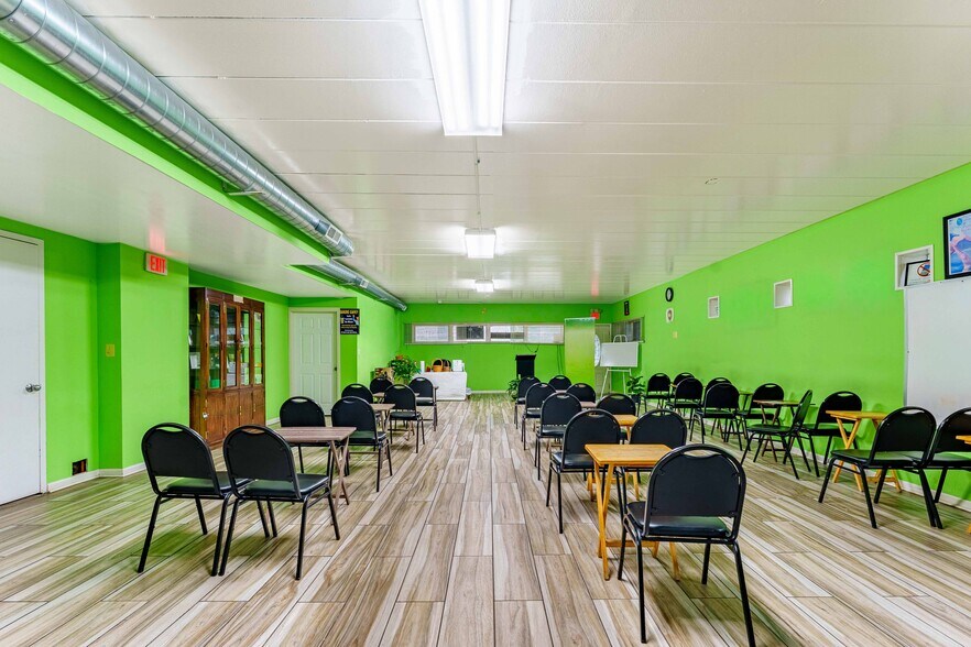More Photos Of 2724 W 51st St, Chicago Storefront Retail Residential For Sale