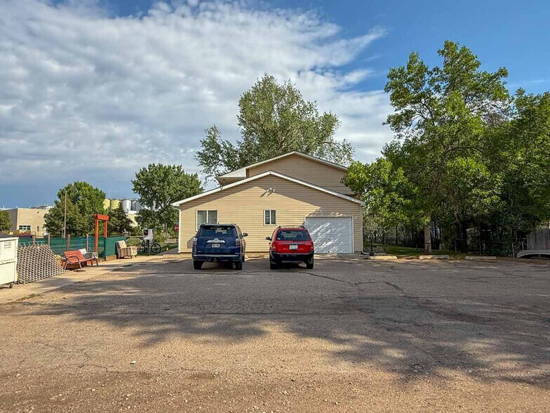 More Photos Of 101 Buckingham St, Fort Collins Apartments For Sale