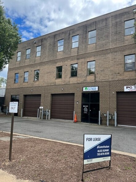 More Photos Of 5505 Vine St, Alexandria Warehouse For Lease
