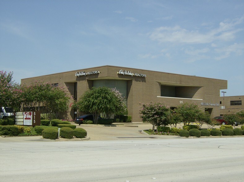 More Photos Of 515 N Cedar Ridge Dr, Duncanville Office For Lease