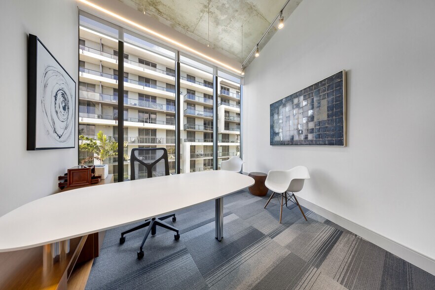 More Photos Of 2980 NE 207th St, Aventura Office Residential For Lease