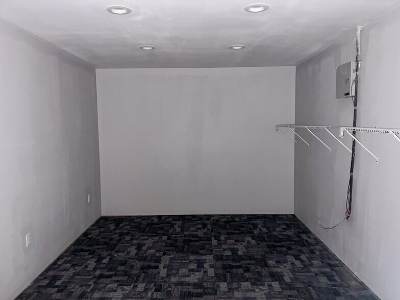 More Photos Of 17246 MS-26, Lucedale Flex For Lease