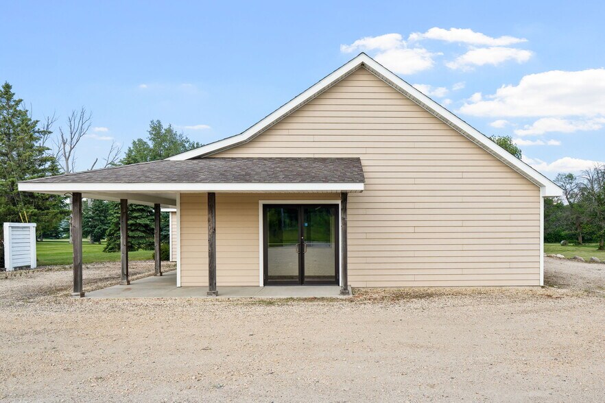 More Photos Of 3700 11th Pl NE, Austin Lodge Meeting Hall For Sale