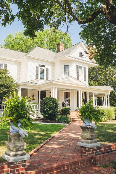 More Photos Of 123 SE Railroad St, Youngsville Lodge Meeting Hall For Sale