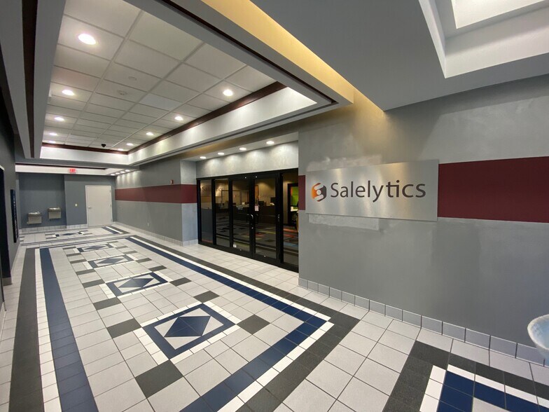 More Photos Of 100 W College Ave, Appleton Coworking Space