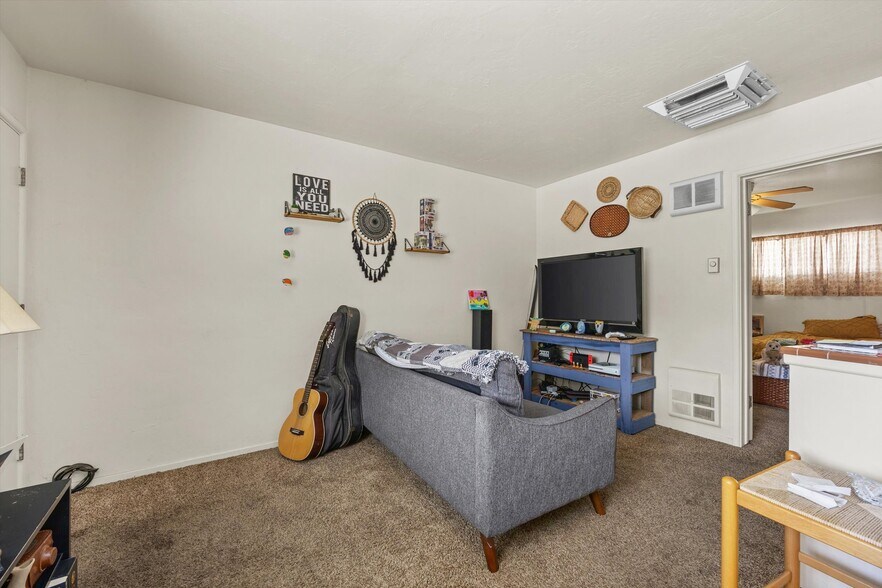 More Photos Of 16 Tobias St, Kernville Storefront Retail Residential For Sale