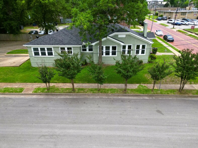 More Photos Of 514 S Fannin Ave, Tyler Loft Creative Space For Lease