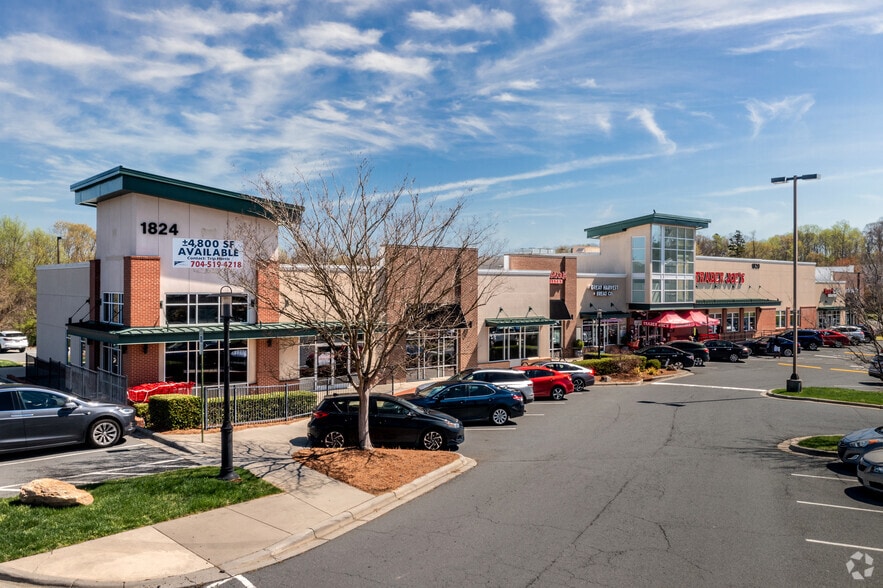 Primary Photo Of 1816-1824 E Arbors Dr, Charlotte Storefront For Lease