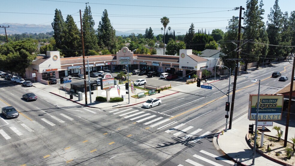 More Photos Of 7606 Fallbrook Ave, Canoga Park Unknown For Lease