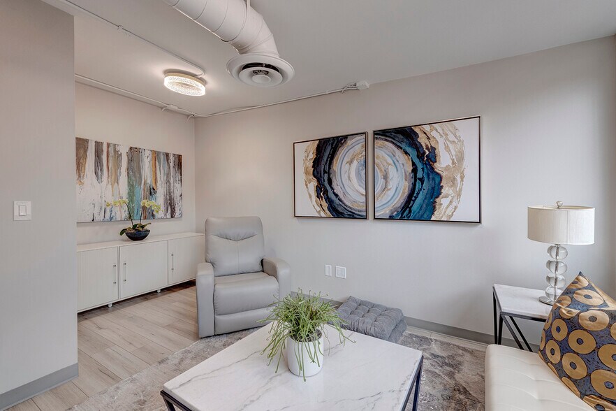 More Photos Of 1440 Blake St, Denver Office For Sale