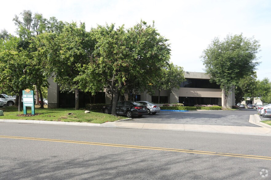 More Photos Of 18001-18007 Mitchell S, Irvine Light Manufacturing For Lease