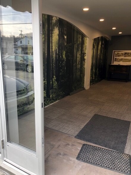 More Photos Of 122 4th St, Pittsburgh Manufacturing For Sale