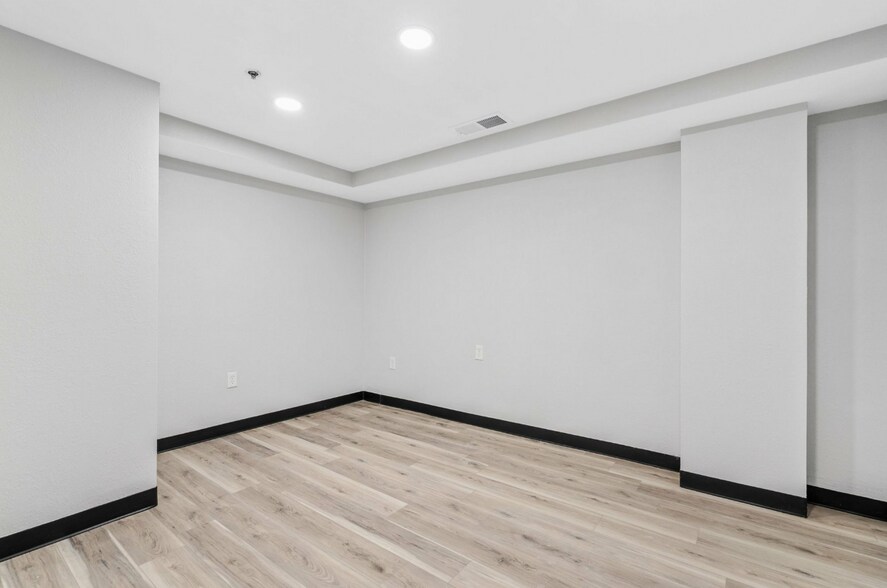 More Photos Of 1301 E Almeria Rd, Phoenix Loft Creative Space For Sale