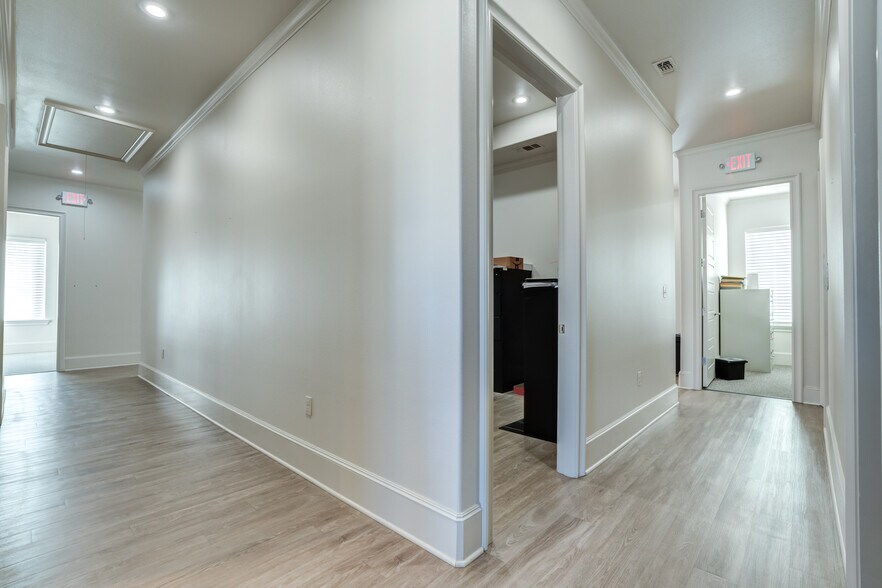 More Photos Of 2523 86 St, Lubbock Office For Lease