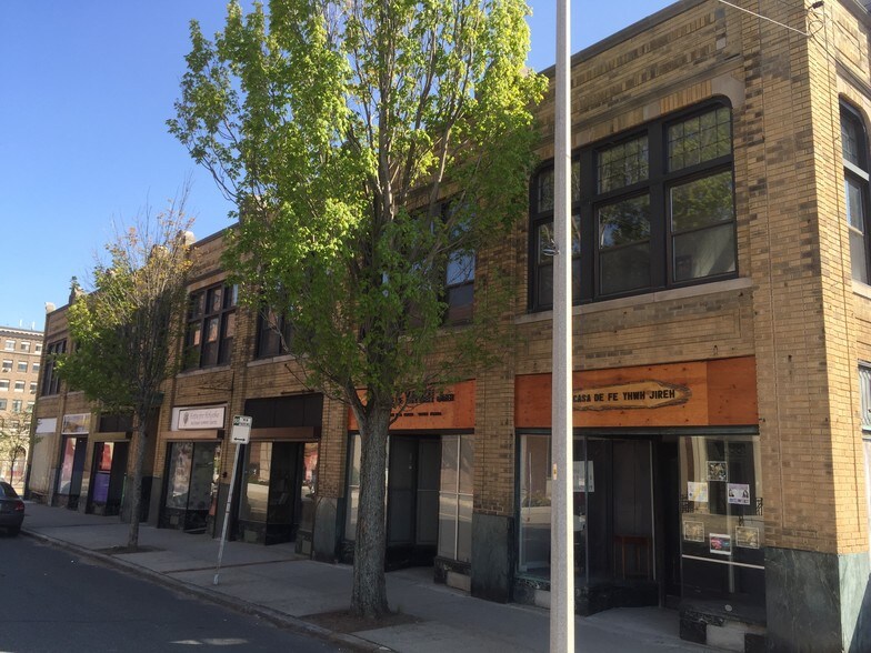More Photos Of 98 Suffolk St, Holyoke Storefront Retail Office For Lease