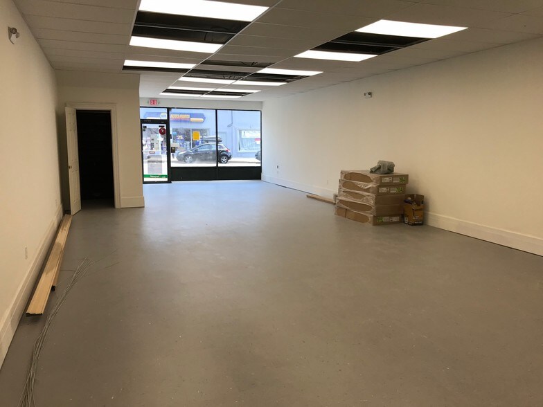 More Photos Of 61 Main St, Norwalk Storefront Retail Office For Lease