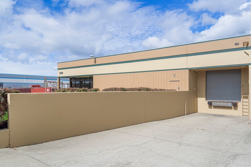 More Photos Of 2505 Amaral Ct, Hayward Warehouse For Sale