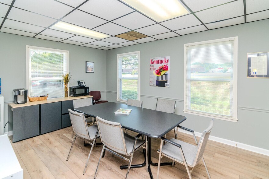 More Photos Of 100-102 Consumer Ln, Frankfort Office For Sale