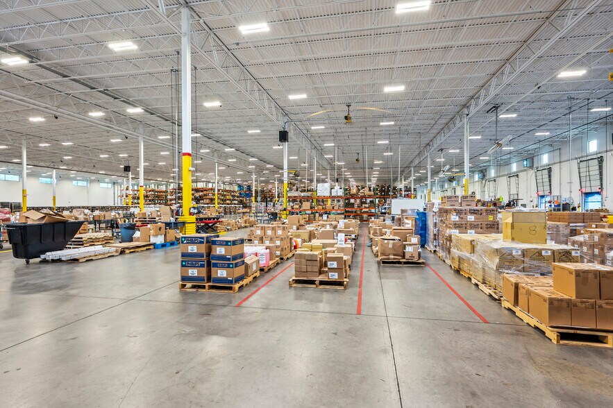 More Photos Of 101 Chamandy Dr, Salisbury Distribution For Sale