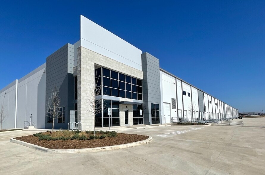 More Photos Of 6674 Cal Turner Dr, San Antonio Warehouse For Lease