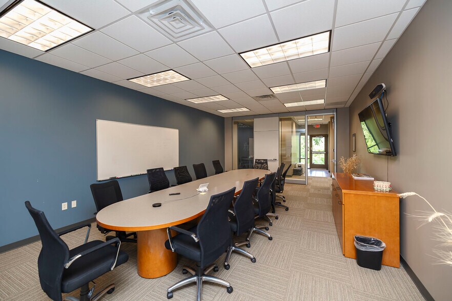More Photos Of 13203 W 21st Ct N, Wichita Office For Sale