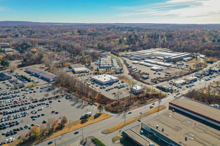 More Photos Of 800 N Colony Rd, Wallingford Freestanding For Sale
