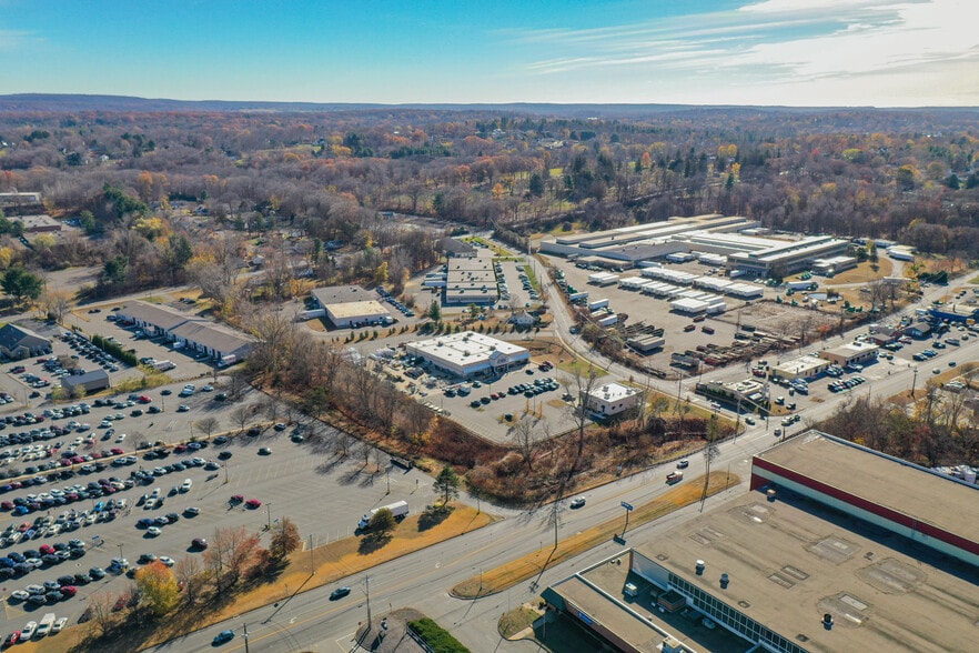 More Photos Of 800 N Colony Rd, Wallingford Freestanding For Sale