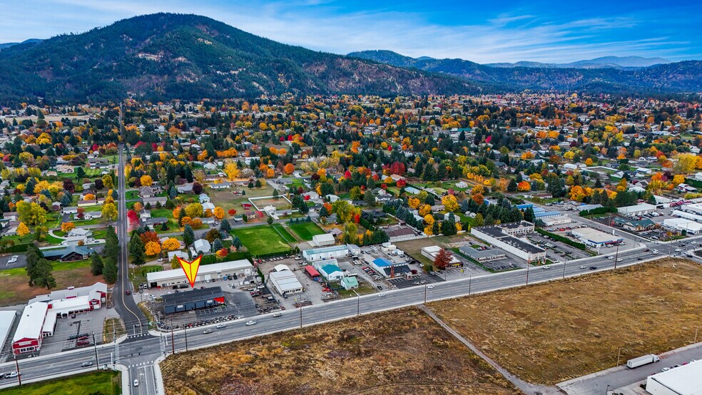 More Photos Of 7168 N Government Way, Dalton Gardens Warehouse For Sale