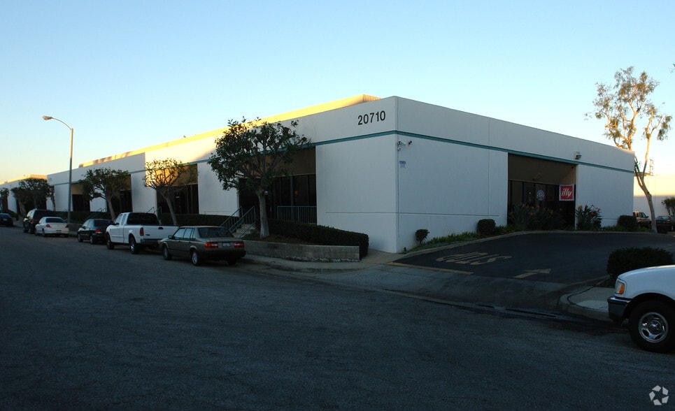 More Photos Of 20710 Manhattan Pl, Torrance Light Manufacturing For Lease