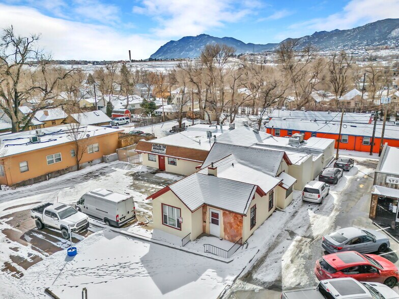 More Photos Of 2025-2027 W Colorado Ave, Colorado Springs Freestanding For Sale