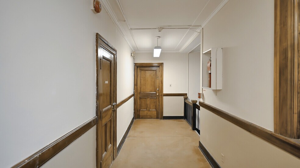 More Photos Of 70 Mill St, Halton Hills Apartments For Sale