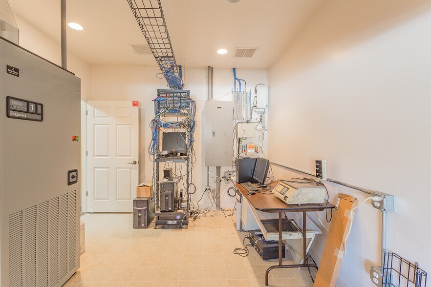 More Photos Of 3222 Ocoee St, Cleveland Medical For Sale