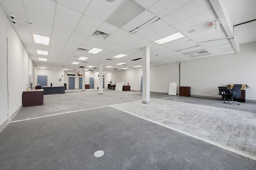 More Photos Of 3309 NE 33rd St, Fort Lauderdale Storefront Retail Office For Lease