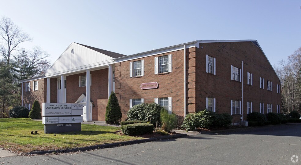 More Photos Of 693 Bloomfield Ave, Bloomfield Office For Sale