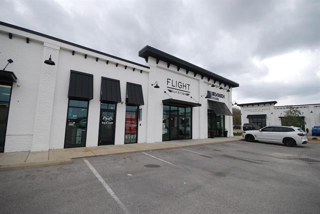 More Photos Of 1348 Union University Dr, Jackson Storefront Retail Office For Lease