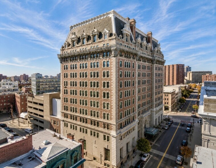 Primary Photo Of 1 E Chase St, Baltimore Apartments For Sale