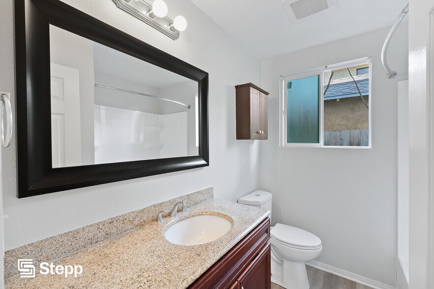More Photos Of 1050 Gaviota Ave, Long Beach Apartments For Sale