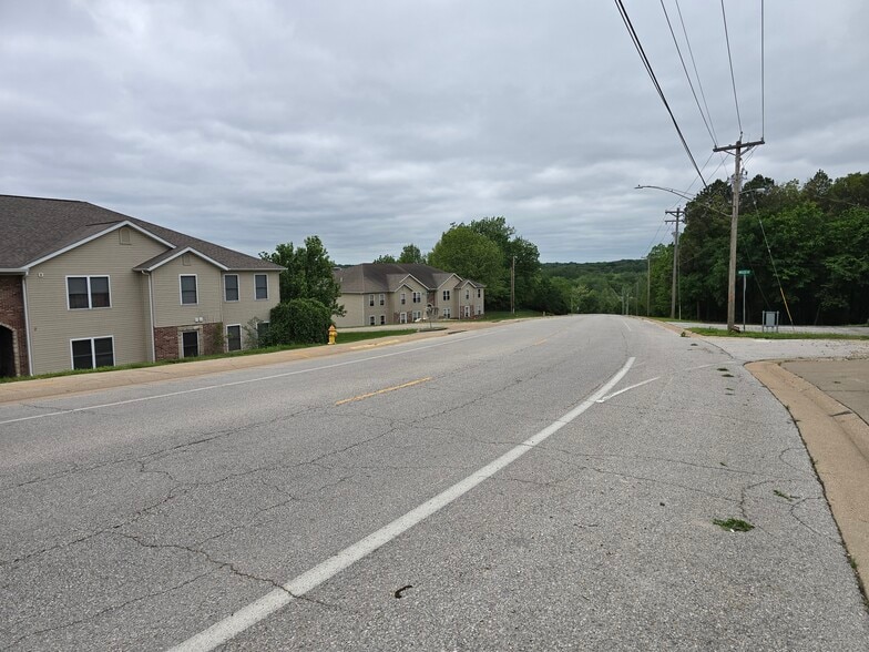 More Photos Of 151 Independence Dr, Union Flex For Sale